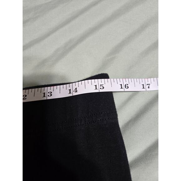 Old navy large women's black capris leggings - Picture 7 of 9